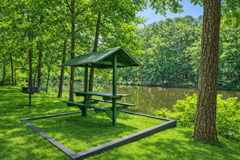 Lakeside townhomes scenic picnic area at lakeside townhomes
